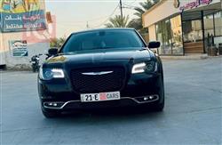 کرایسلەر 300